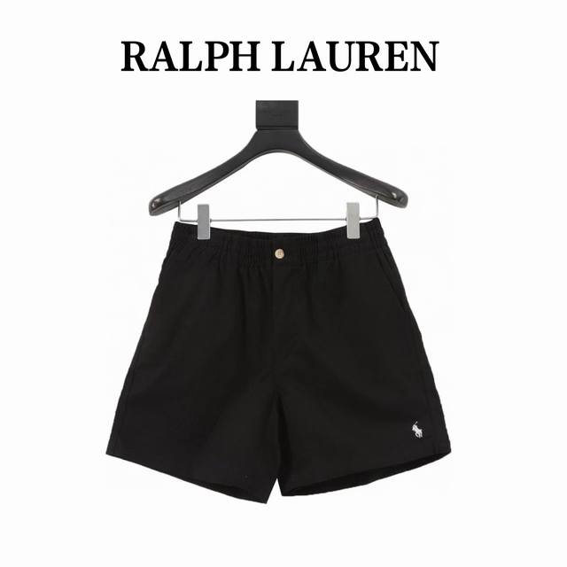 拉夫劳伦Ralph Lauren保罗小标战马基础休闲短裤 纯色短裤低调奢华 展现个性 左边刺绣标志性小马标Polo 这款纯色短裤采纯棉面料 柔软舒适 透气性好