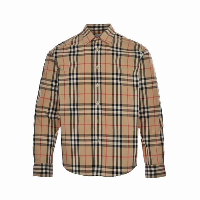 burberry 巴宝莉 经典格纹衬衫 面料采用双股80支梭织小斜纹面料，格纹对位，纱线定织定染，每个独立的尺码都是定位裁片，前幅，口袋，袖子等部位都是对格对位