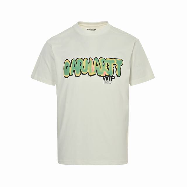 carhartt Wip 卡哈特 25Ss 涂鸦字母渐变印花短袖 宽松休闲版型 浓郁的街头风格 简约时尚 胸前彩色的大号Carhartt字母印花 色彩渐变而斑斓