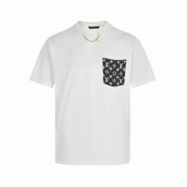 louis Vuitton 路易威登 23Ss 单宁牛仔口袋短袖 五金链条点缀领口，简单时尚，上身百搭必入单品。 定制240克同缸染面料 手感非常舒服 春夏最新