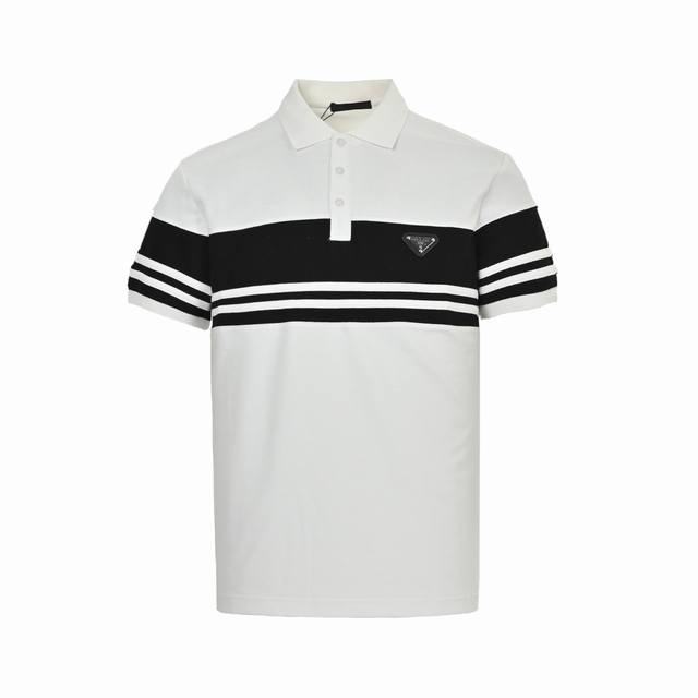 prada 普拉达 条纹拼接三角标Polo短袖 客供精仿棉打造珠地材质面料 夏季新款T恤翻领短袖Polo衫 专柜定制面料 透气舒适度高 细节无可挑剔 上身超级舒