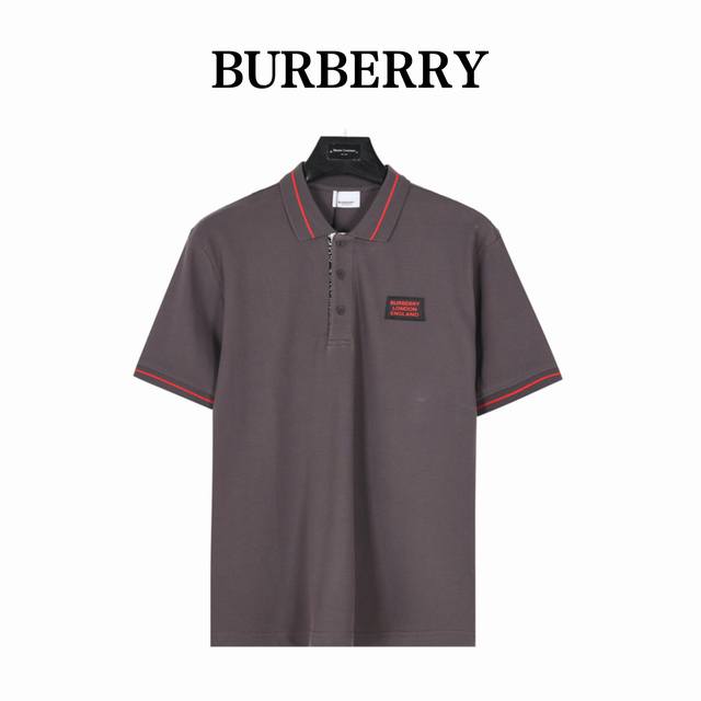 burberry 巴宝莉 胸口方标字母短袖Polo衫 衣领为双系统提花定织扁机制成，有弹性，不变形，衣服全部原生布捆边，前胸双层面筒，无明线，无散口，袖口，前胸