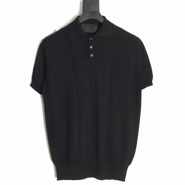 prada 普拉达 25Ss 纽扣针织Polo短袖T恤 采用定制开模进口机器专机 辅料均开磨定制 定制定染羊绒混纺纱线 版型大 宽松有型 区别低版本瘦长版型上身