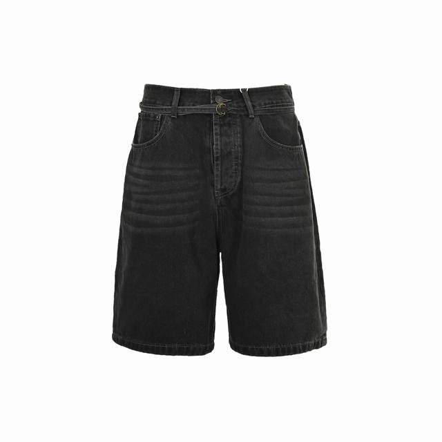 acne Studios 25Ss 腰带牛仔短裤 官网 0,溢价款选用黑色水洗工艺原粗胚丹宁面料制作,五口袋结构,纽扣门襟, 男女同款 Size:Xs-L