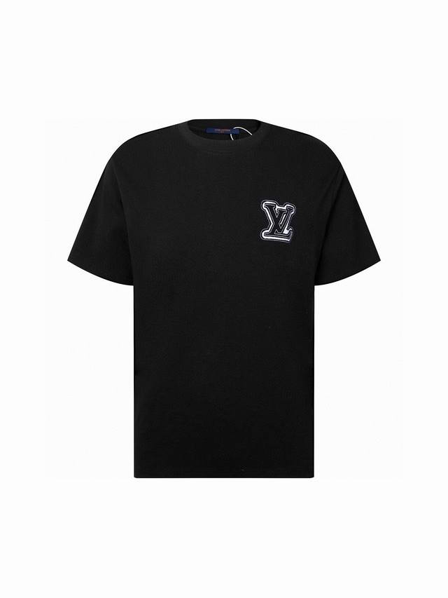 路易威登 Louis Vuitton 夏季新款 前后刺绣苞芯Logo圆领短袖T恤，高端品质采用定织定染高克重面料，洗水完高达280G纯棉面料，螺纹增加到2.7不