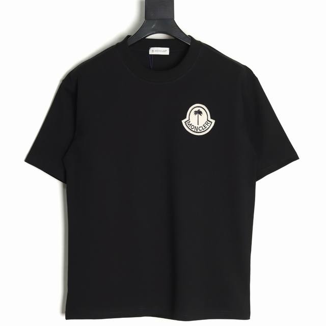 moncler 蒙口 25Ss 棕榈树短袖T恤 面料采用定制240G 26支特滑双股精棉平纹高密无尘全棉布料。前幅高密度加厚，走线平整，代工品质，全套定制辅料。