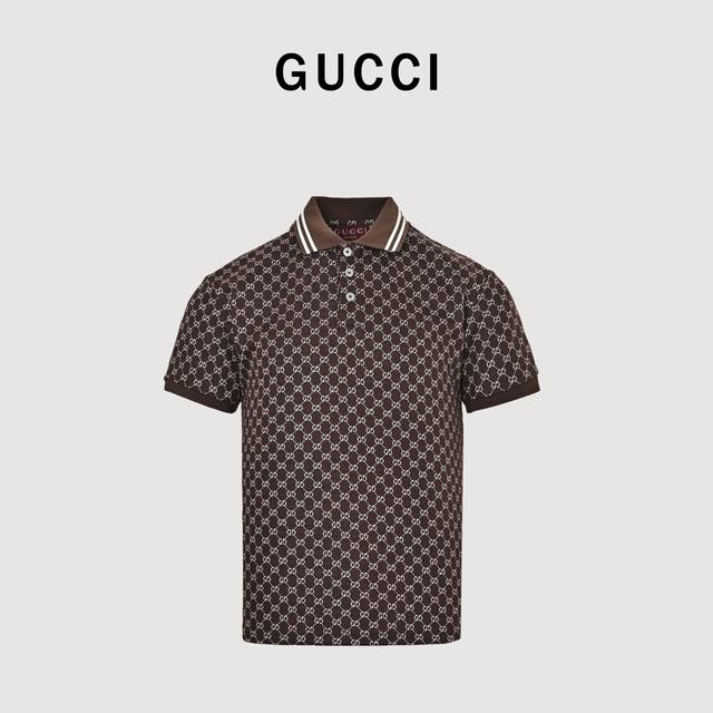 gucci 古驰 25Ss 满印提花短袖Polo衫 原版杭州国专5000购入，面料采用252克精纺纱线全棉珠地材质，纹路清晰透气，采用进口对位提花机器 ，定制贝