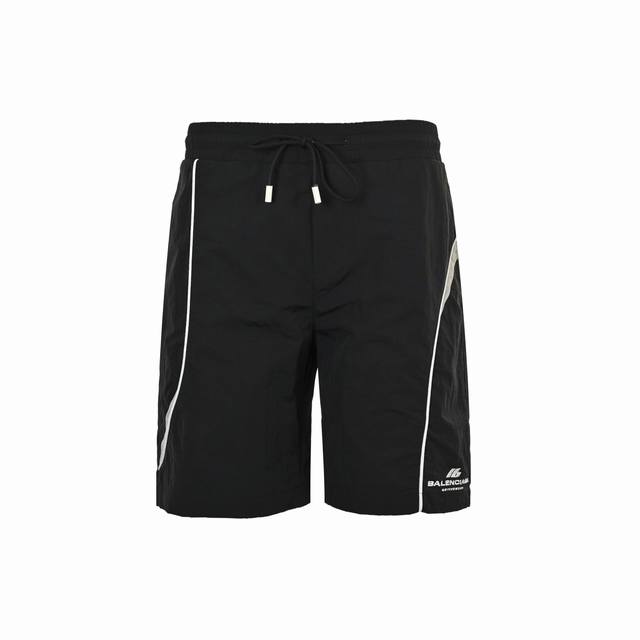 balenciaga 巴黎世家 拼接字母刺绣短裤 面料采用定制梭织面料，订染颜色后整蚀毛处理，对照原版做丝滑超柔处理，布面肌理股线清晰明显，垂感一级棒，做工精致