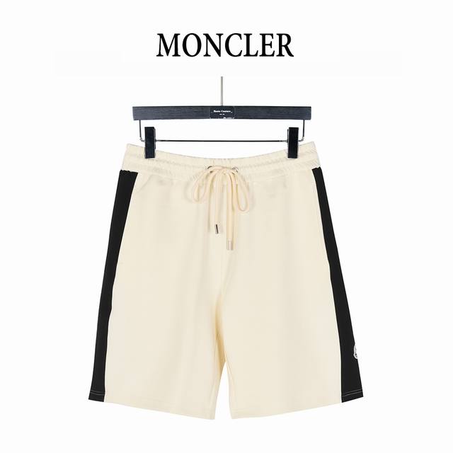 moncler 蒙口 25Ss 撞色拼接小标Logo刺绣短裤 采用棉质太空棉面料精心制作，饰以最新最顶级黑杏双色撞色拼接， 定制面料采用威化布织法，超高端针织工