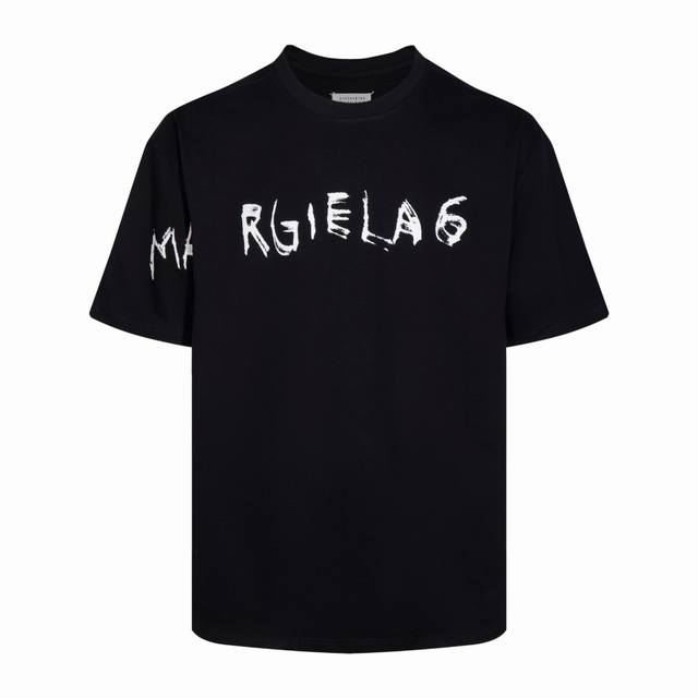 高版本Maisonmargiela 马吉拉 Mm6涂鸦印花短袖，男女同款。 满满的高级感 性价比超高 手感超级柔软、细腻、柔软和不起球且不变形 G纯棉品质，后领