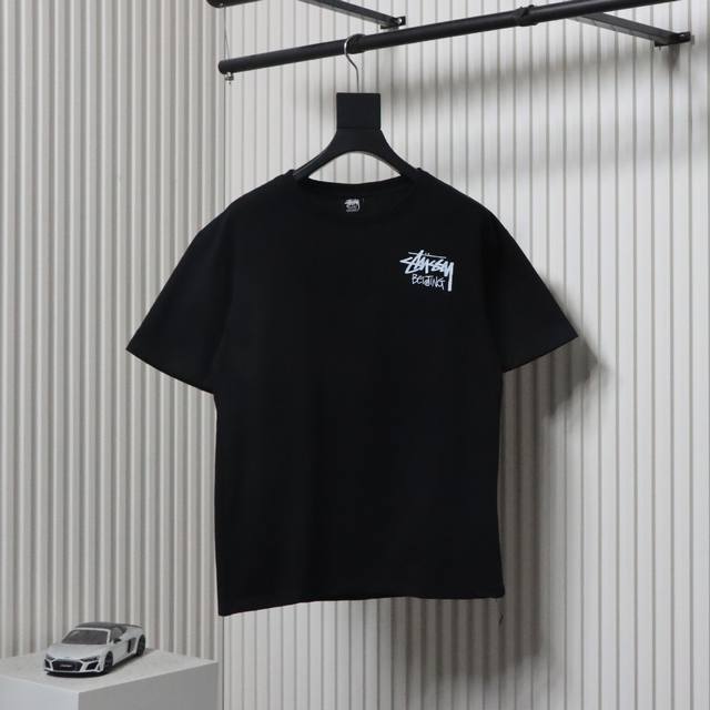 stussy 斯图西 25Ss 经典款城市限定印花短袖T恤 斯图西城市系列，首都北京限定，背面趣玩Logo字母印花， 260G纯棉面料厚实立挺不软塌，版型正，柔