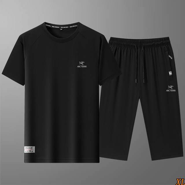 arc’Teryx始祖鸟 独家实拍上新夏季高品质爆款冰丝运动二件套装冰丝七分裤短裤T恤短袖休闲冰丝裤冰丝短裤短袖，本季主打，货源充足，放心主推，高端品质，经典设
