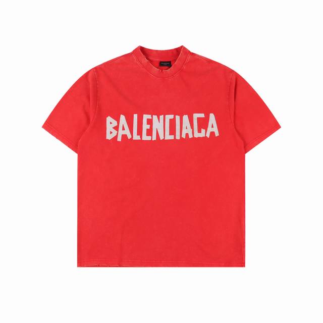 balenciaga 巴黎世家 25Ss 水洗美纹纸胶带炒色破洞短袖T恤 夏日多巴胺水洗美纹纸黄胶带破坏系列 胸口印花采用康丽数码直喷工艺 字母褶皱感形态逼真