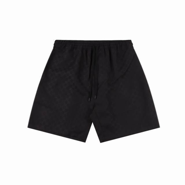 gucci古驰Guc Gg全印提花短裤 原版9000购入，定制梭织提花府绸面料、纯铜定制拉链，面布为原版色色织布料，全棉定制各种布料加有涂层，超费时费工费料的一