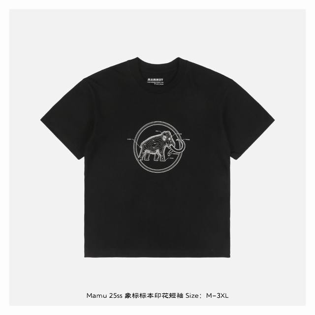 mammut 猛犸象 25Ss 象标标本印花短袖 面料采用230克重精梳棉，定制32支1*1螺纹，成衣两遍水洗处理，面料舒适亲肤无异感，定制定染面料，纺织密度高