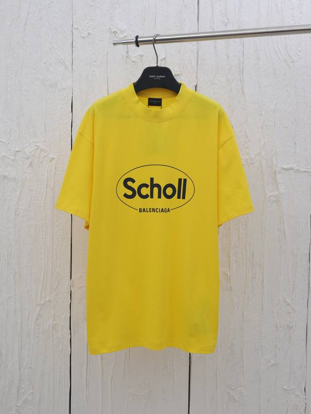 balenciaga* 巴黎25Ss Scholl联名短袖T恤 复古平纹针织面料，采用24S双纱复古平纹针织面料，185G；搭配32S双纱1*1 螺纹，270G