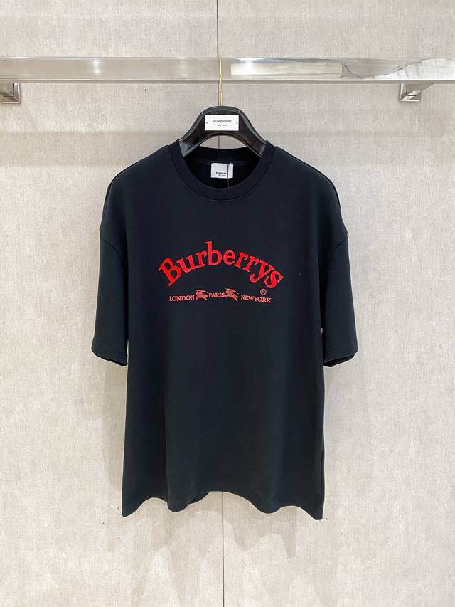 burberry 巴宝莉 新款纯棉T恤.印花短袖T恤 标志性的字母图案为设计特色隶属大气时尚高雅魅力的单品成就最火最潮的Icon... 整体造型立体提花工艺采用