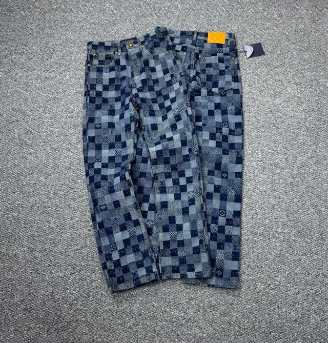 款号：H798 Louis Vuitton & 路易威登 25Fw 时装周限定提花格子牛仔裤 提花格子纹路 珠光纽扣和口袋铆钉，廓形流露丹迪格调。可搭配同款外套