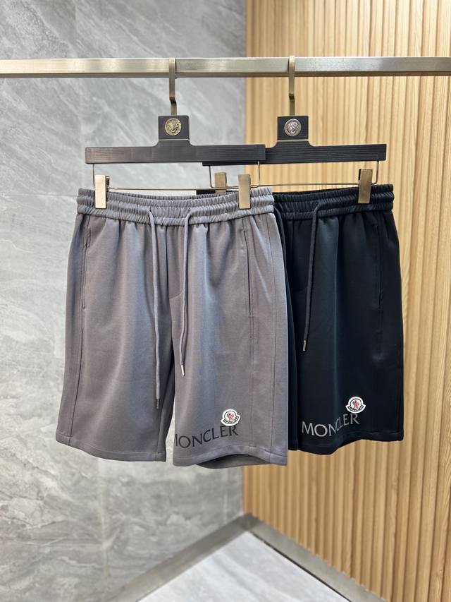 moncler 蒙口 2025春夏新品 三标齐全 短裤 好货不用过多介绍 看细节 专柜码数：M-Xxxl 175 140建议L