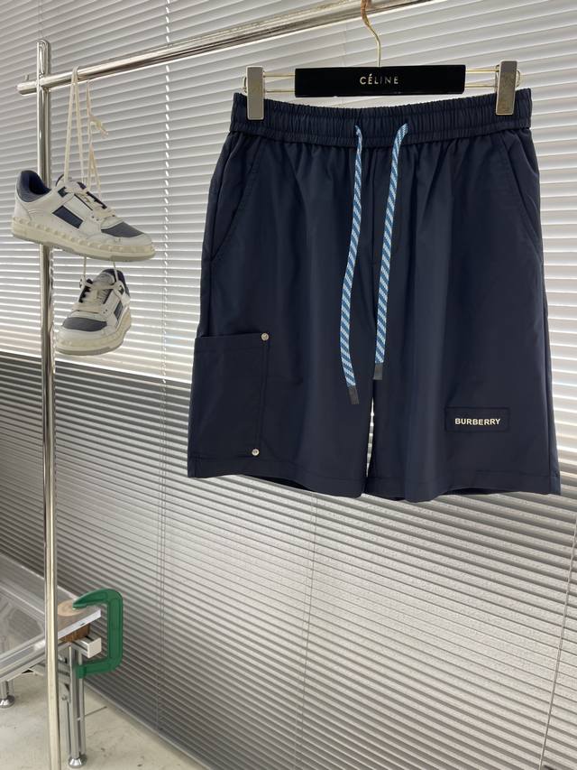 bbr 25年夏季新款沙滩短裤 简约而又不简单的一款，字母Logo徽标搭配撞色腰绳织带，简洁利落又清爽，细节都很到位 码数：48-56 M-3Xl