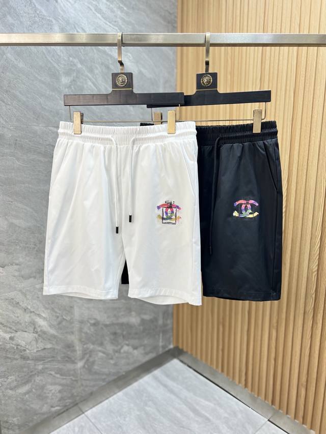 charlie 香奈儿 2025春夏新品 三标齐全 五分短裤 好货不用过多介绍 看细节 专柜码数：M-Xxxl 175 140上身建议L