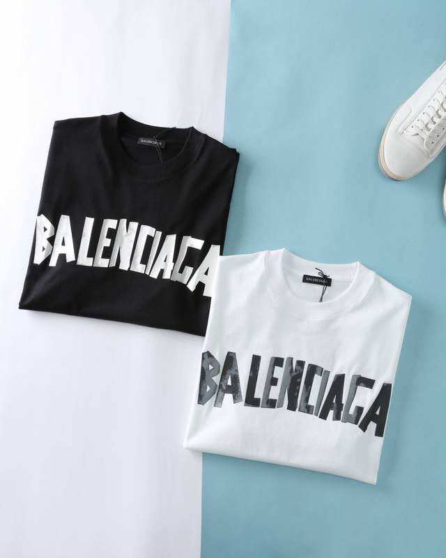 giv纪** 25Ss春夏新款丝光云朵棉圆领短Tee，男女同款时尚胶印字母标识宽松休闲短袖T恤衫！贸易公司渠道稀出，同步Gw发售！Ba家全新字母胶印标识T恤以其
