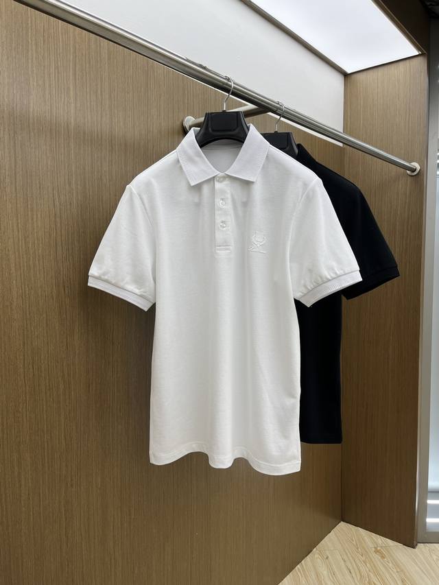 lp独家定制工艺款 ,专柜同步2025Ss夏季新品，男士胸前经典徽标标识商务休闲撞色领短袖Polo衫！贸易公司渠道稀出，同步Gw发售！视觉颇为精致美观，彰显了品