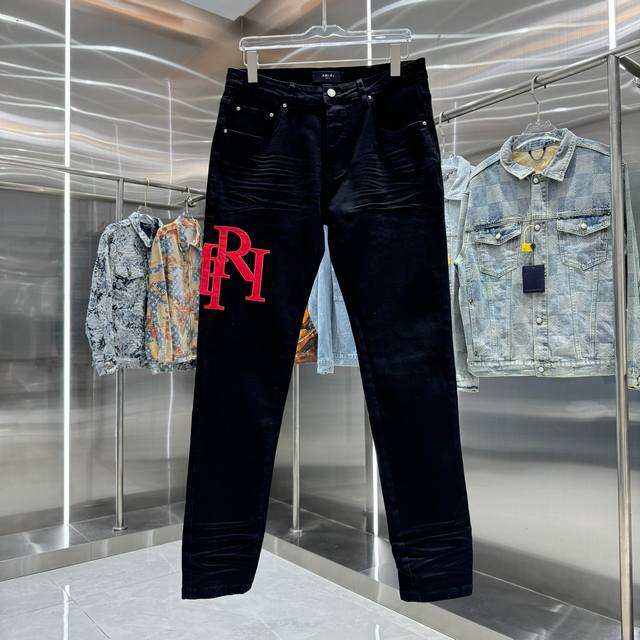 amiri 字母刺绣街头潮流修身小脚弹力牛仔裤 颜色 黑色 码数 30 32 34 36 38