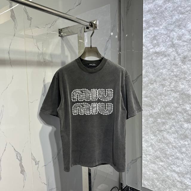 miumiu新款水洗面料短袖T恤 颜色:灰 码数:M-2Xl