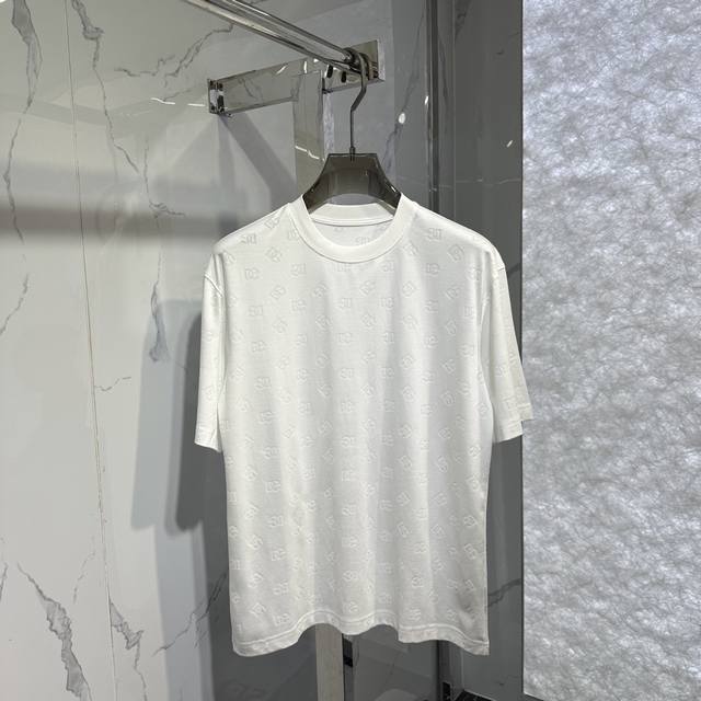 dg提花圆领T恤 颜色:黑 白 码数:M~3Xl