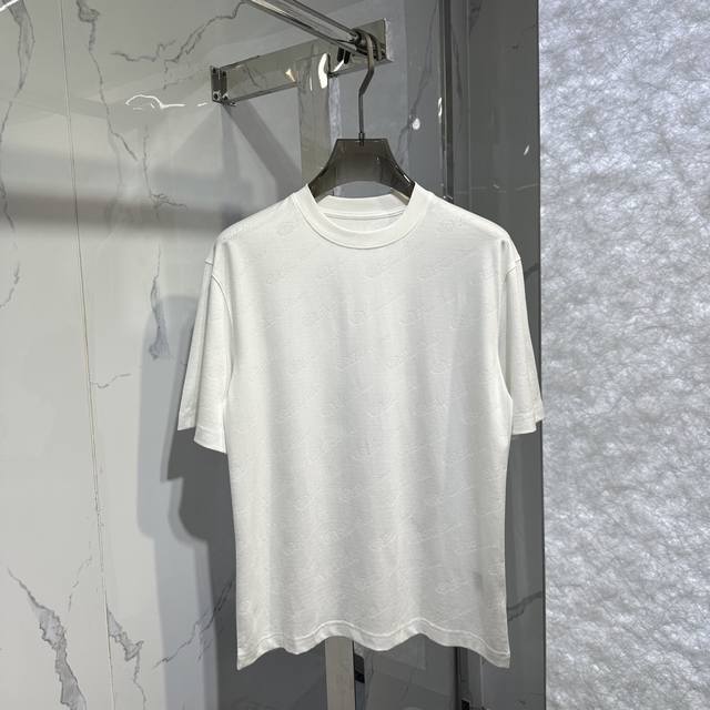 lp提花圆领T恤 颜色:黑 白 码数:M~3Xl