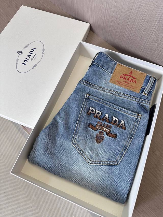 pd普家25Ss夏季新款牛仔裤，高端品质，面料超级柔软舒适 小直筒版型，上身修长，万能搭配款 码数：29，30，31，32，33，34，36，38