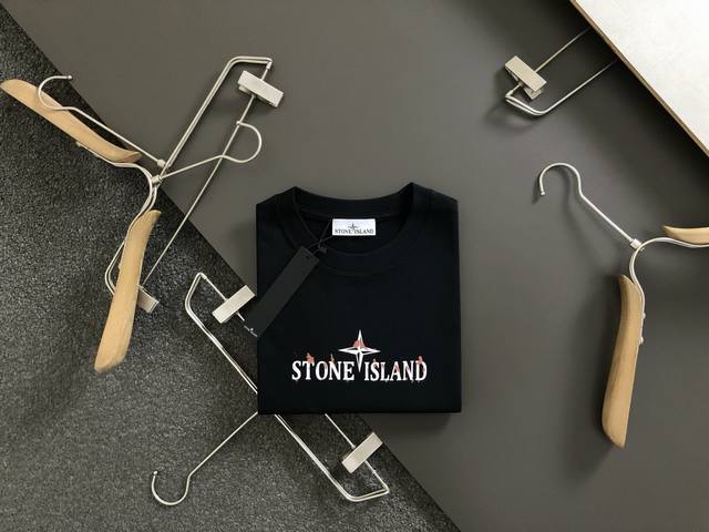 std*合身版型M-Xxxl 25春夏顶级印花重磅经典短袖，精致工艺专柜面料，顶级元素融合打造，经典短袖3标齐全，潮男时尚，无论是上身舒适度还是都是无可比拟的存