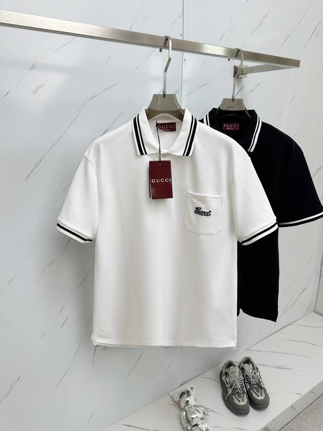 gucci 2025Ss夏季最新品，专柜同步有售，原单狠货，时尚休闲Polo 短袖T恤，上身舒适！吸睛而有亮点，采用进口原版面料，顶级工艺字母图案Logo，简单