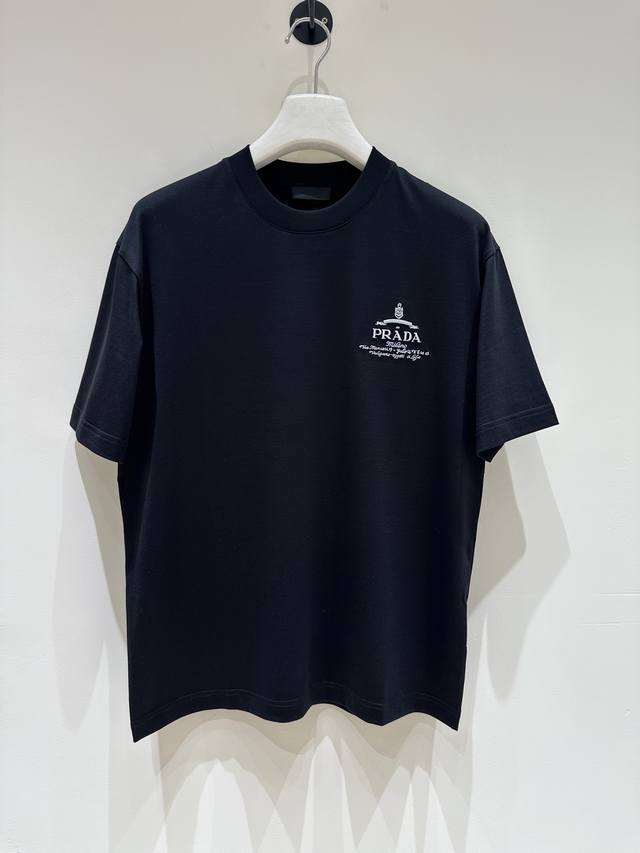 新品 Pa家族男士时装款休闲纯棉圆领短袖T恤，台湾意比贸易公司货，25年春夏新品，经典王牌单品！ P家的单品真谛在于高级和简约，这属于它的独特的美学文化，亦是充