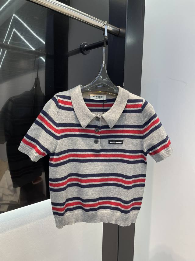 miu Miu25早春新款翻领字母Logo贴布条纹撞色休闲针织短袖 Sml