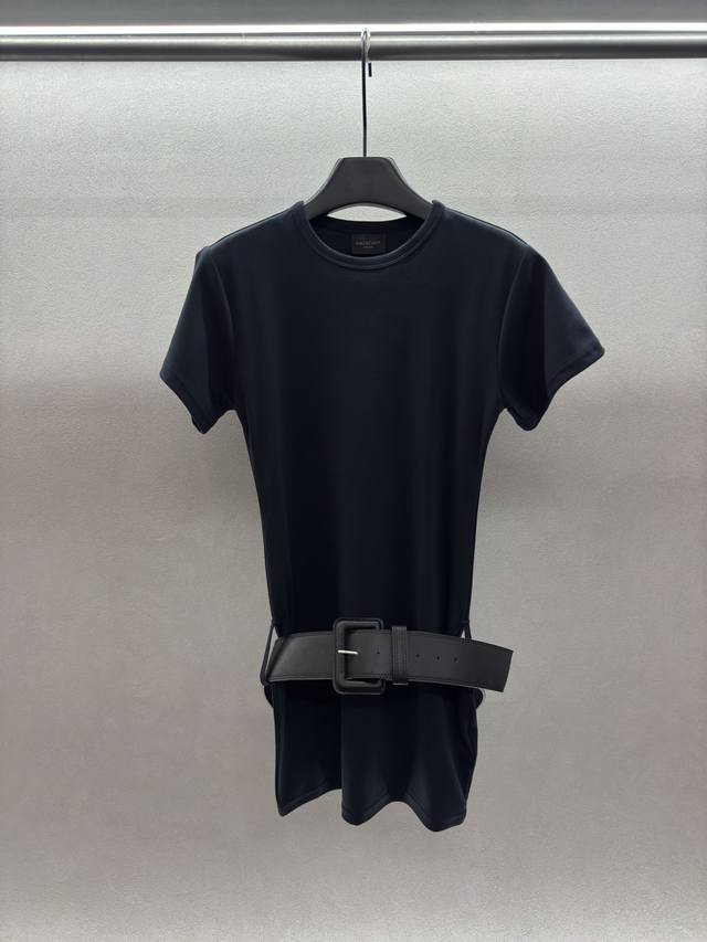 2680 Spring And Summer ！Balenciag*，腰带T恤连衣裙！ 面料舒适柔软，简约风纯色T恤， 纯色T恤干净利落，腰带起恰到好处增加亮点