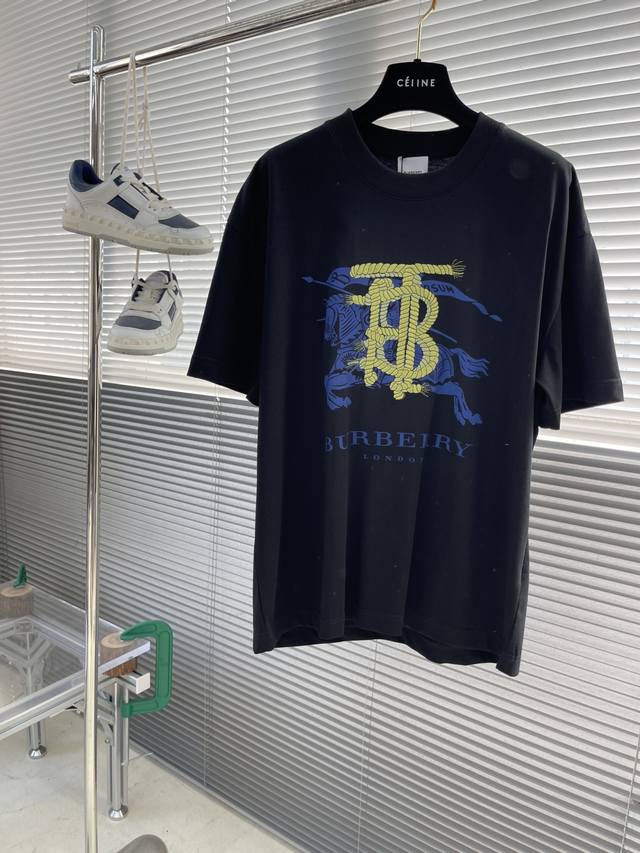 bbr 2025夏季新款短袖T恤，标志性的战马Logo加刺绣工艺，个性艺术系列全网独家首发 百搭款细节处理完美240克纯棉面料十分精致 原版面料 网红明星同款高