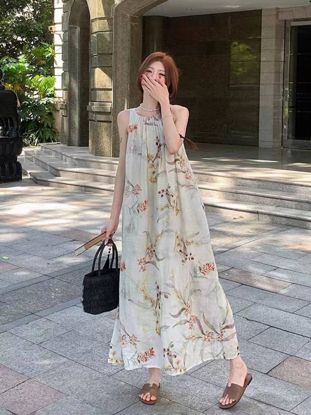 爆款出大货！绝美！高品质苎麻印花挂脖长款连衣裙！领口手工捏褶＋柔软亲肤内衬，搭配本布腰绳＋口袋设计！轻盈舒适夏季时尚度假凉感长裙！Smlxl