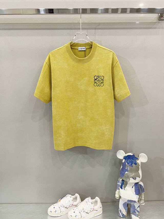 loewe 罗意威 320克圆领短袖T恤 经典微标撞色刺绣Logo洗水工艺标识 官方同步 1:1原版开模 时尚个性 百搭潮流 纯原品质 原版洗水面料 吊牌 领标
