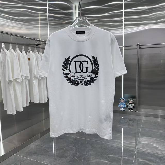 dg 2025春夏新款260克短袖T恤 个性印花 男女同款宽松版 S M L Xl Xxl 五个码 黑色 白色