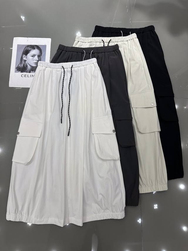 balenciaga 巴黎世家 新款双口袋休闲工装半裙 斜纹绑带 定制夏季面料 舒服凉快透气 时尚洋气减龄款 四色 Smlxl