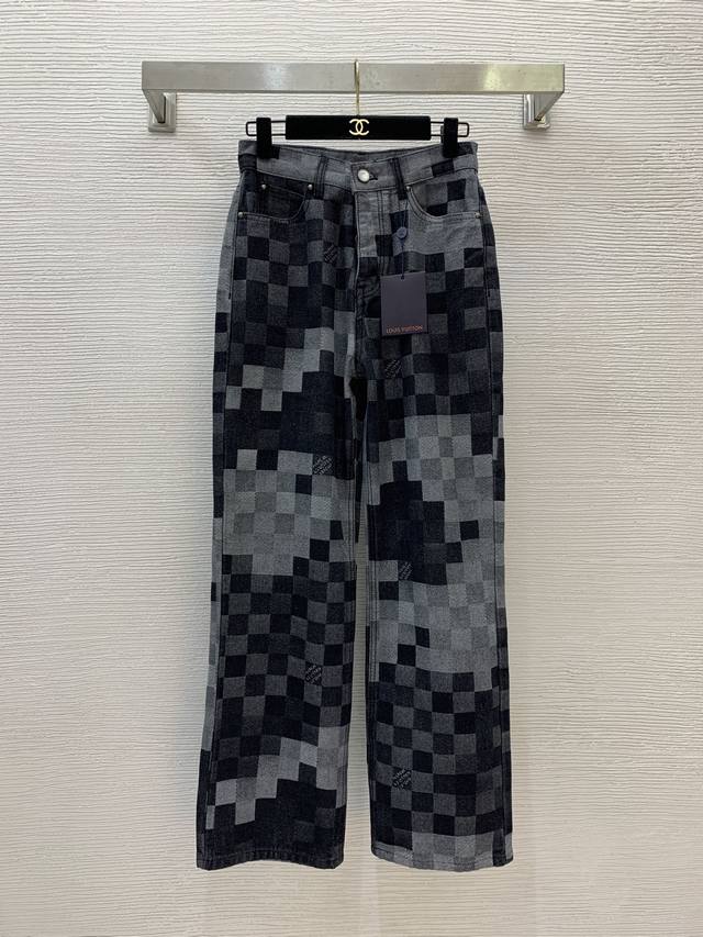 款号D25051373 Louis*驴家Lv新款 高端定制撞色棋盘格印花时尚个性阔腿牛仔裤直筒长裤女！ M码：腰围70，臀围94，裤长103