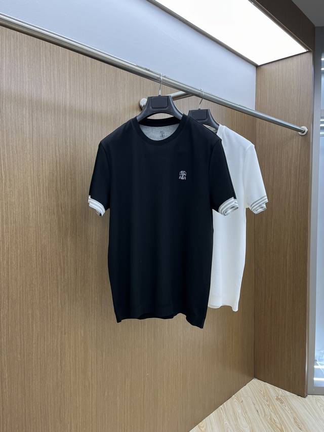 bc 高品质 25早春新款短袖 男士日常出门闭眼搭 高级定制面料短袖T恤 魅力在于创造了简约奢华感的时尚,随意搭配感受英式风格独特气质. 宽松的版型展现出休闲随
