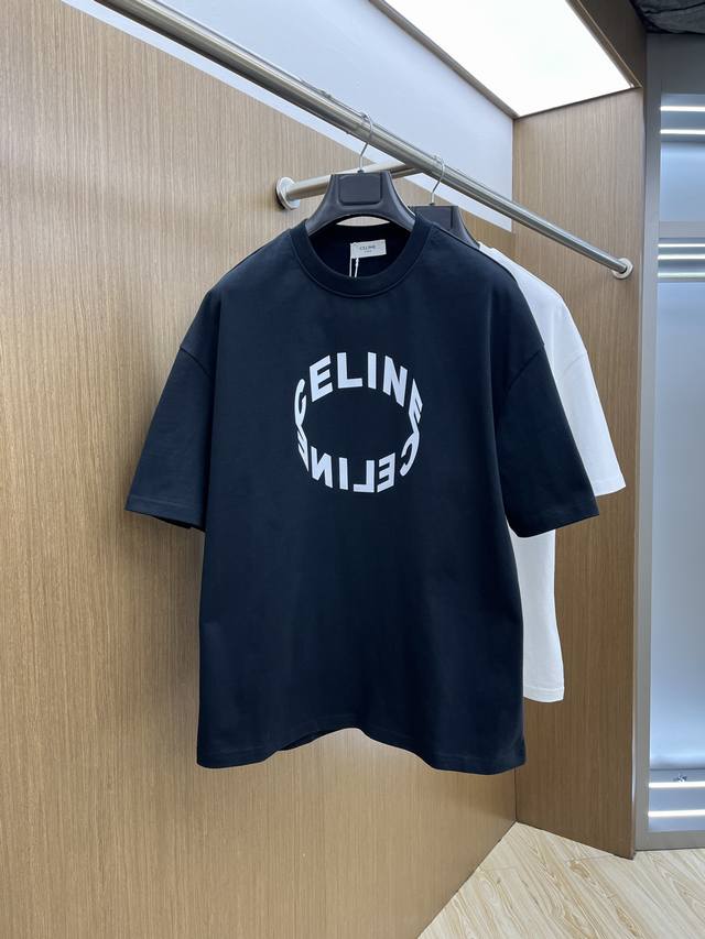 ce Ss夏装新品 专柜在售 最新系列图案Logo短袖T恤 必须人手一件的节奏！ 进口顶极精梳棉面料，极为亲肤舒适 摸上去非常的细腻，质感很好，完美体现立体感
