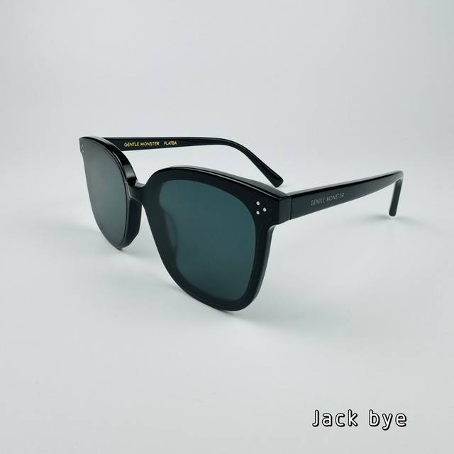 1:1顶级版本 货号 Jh282805 型号: Jack Bye gm Jack Bye 戚薇同款超显脸小 夏天到啦 紫外线超强的 不管是出去玩凹造型 还是单纯