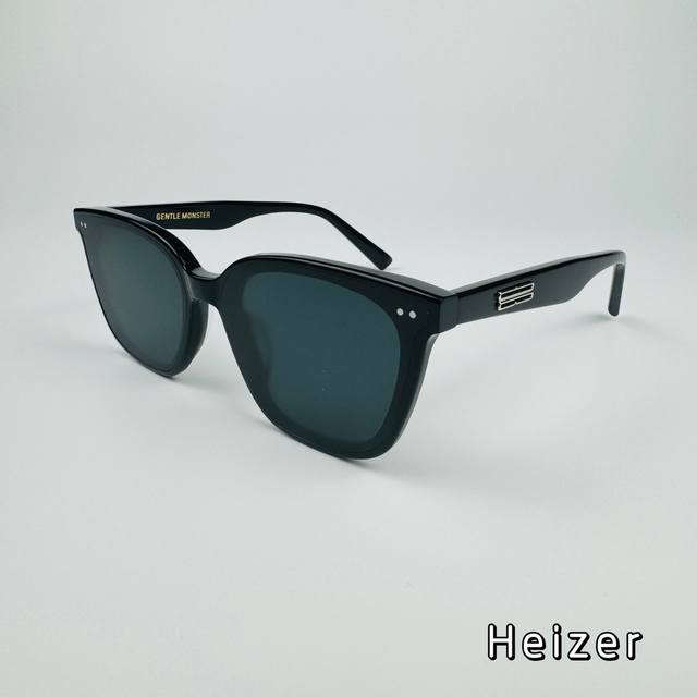 1:1顶级版本 货号 Jh282824 型号: Heizer heizer Gentlemonster collection 太阳镜 镜框采用板材材质 经典方形