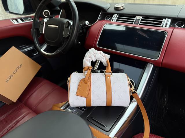 高端货 新款 Louis Vuitton Lv单肩包 路易威登邮差包 M15076 Louis Vuitton Keepallbandouli Re 五金配件可