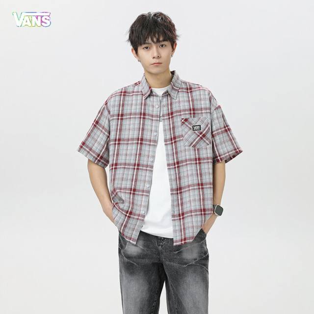 上新 Vans 万斯 春夏新款英伦风多元色格形时尚百搭长袖衬衣外套 男女情侣款 原单进口面料 超人气单品 面料舒适经典个性设计 帅气十足 不管你是什么款搭配都非