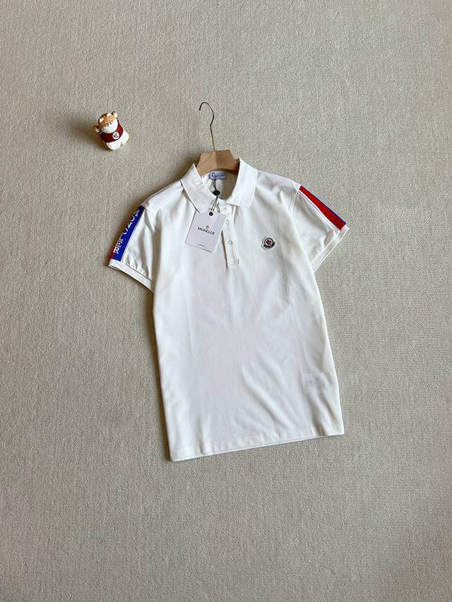 报单款号05152 - Moncler蒙口官网同步上新 织带标识印花翻领polo衫 -采用原版Zp一致定制索罗娜双珠地面料 螺纹同缸定染对格对纹零色差 Yb一样